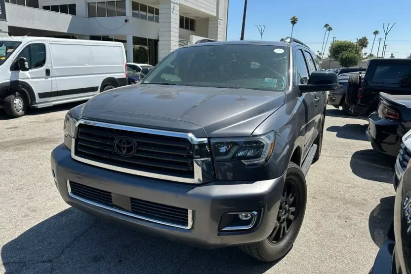 2021 Toyota Sequoia TRD Sport photo 1