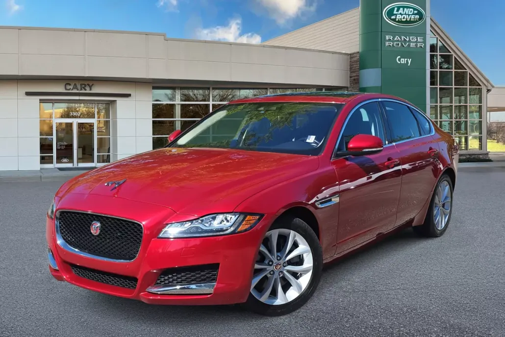 2018 Jaguar XF 25t Premium photo 1