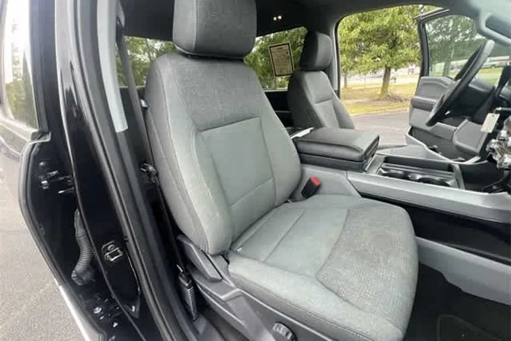2024 Ford F-150 XLT photo 1