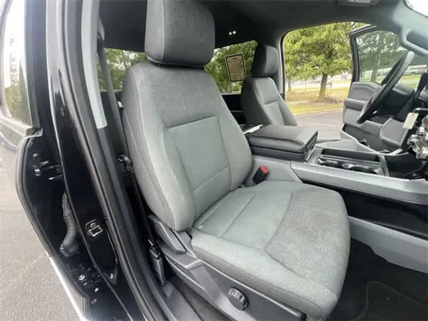 2024 Ford F-150 XLT photo 1