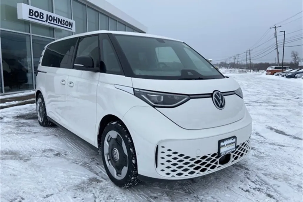2025 Volkswagen ID. Buzz Pro S photo 1