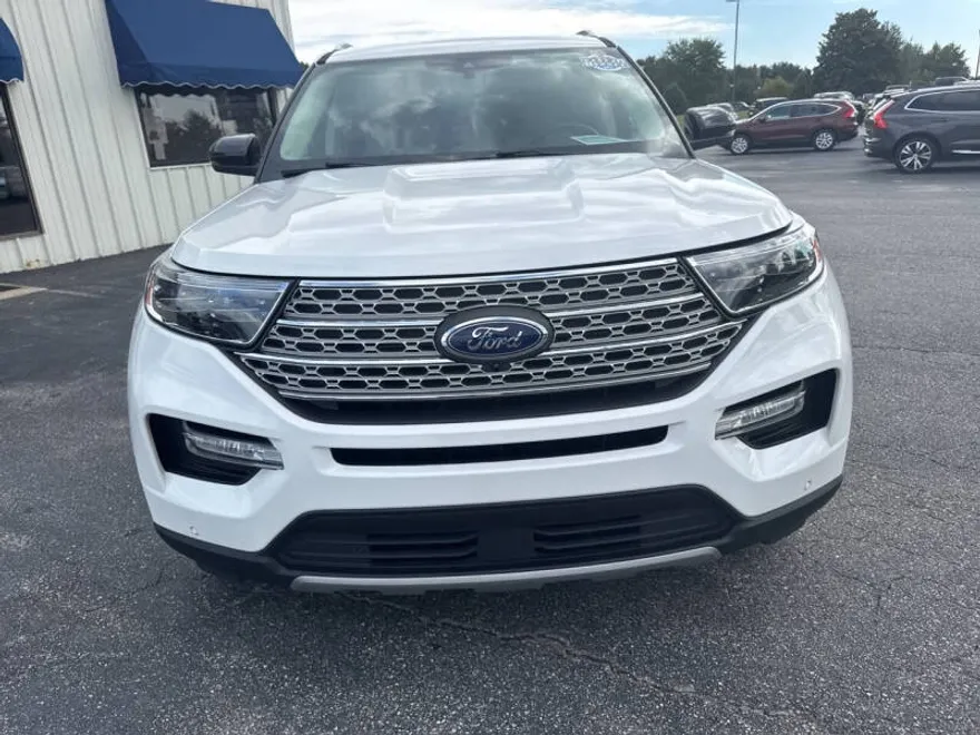 2022 Ford Explorer Limited photo 1