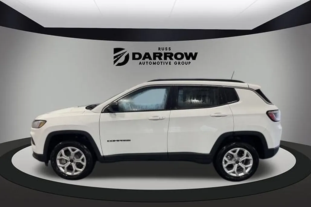 2025 Jeep Compass Latitude photo 1