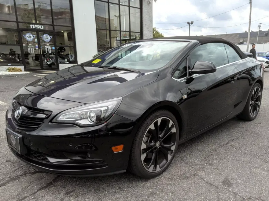 2018 Buick Cascada photo 1