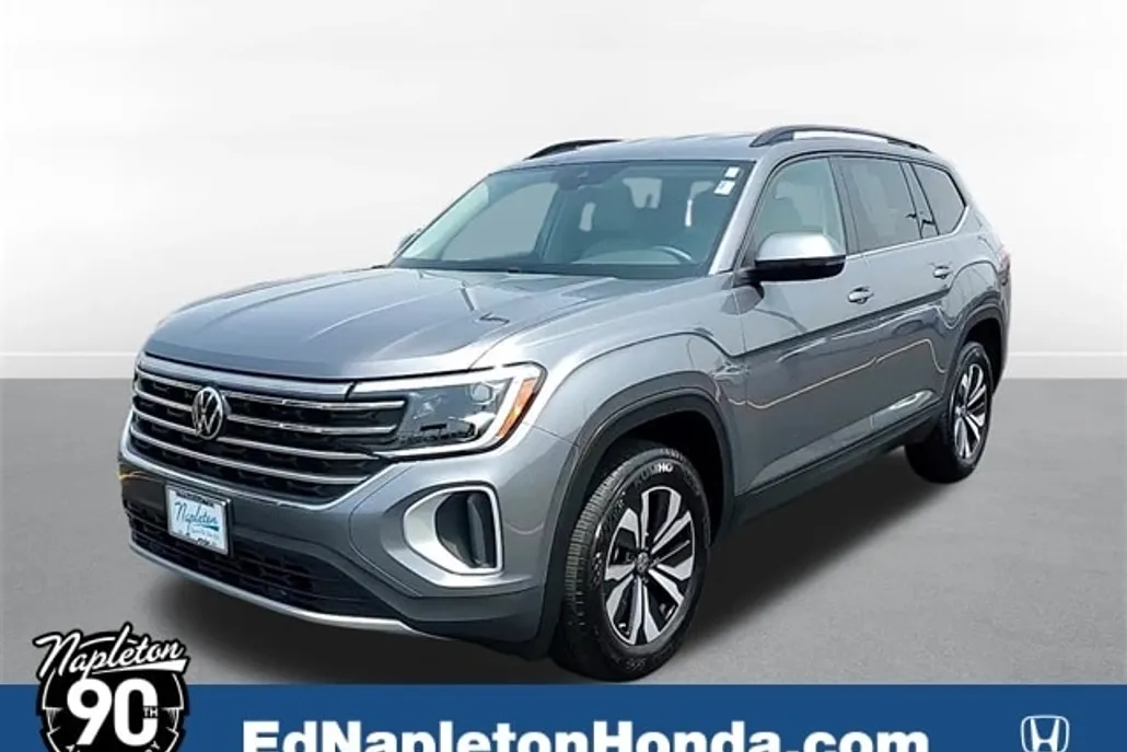 2024 Volkswagen Atlas SE photo 1