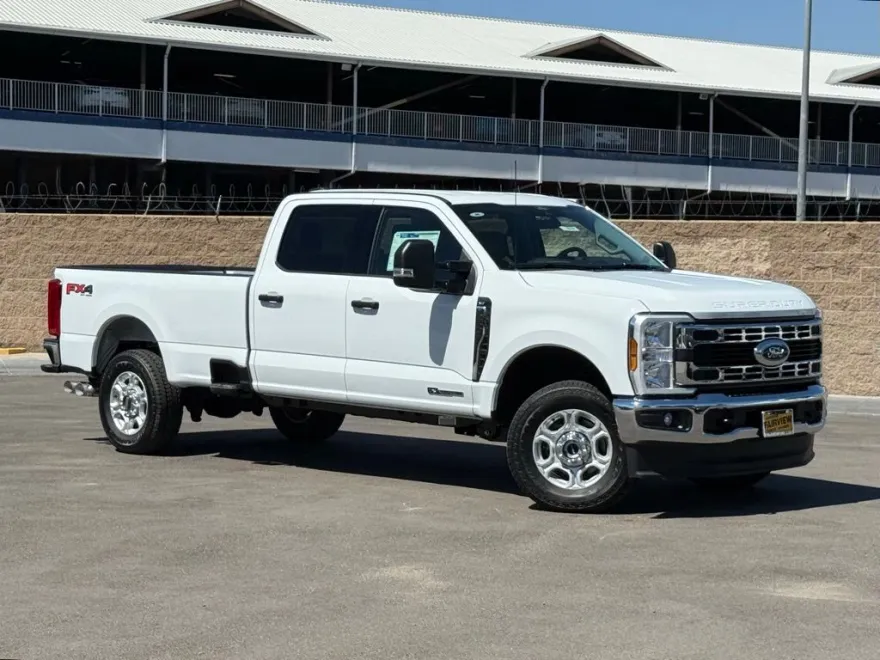 2026 Ford F-250 XLT photo 1