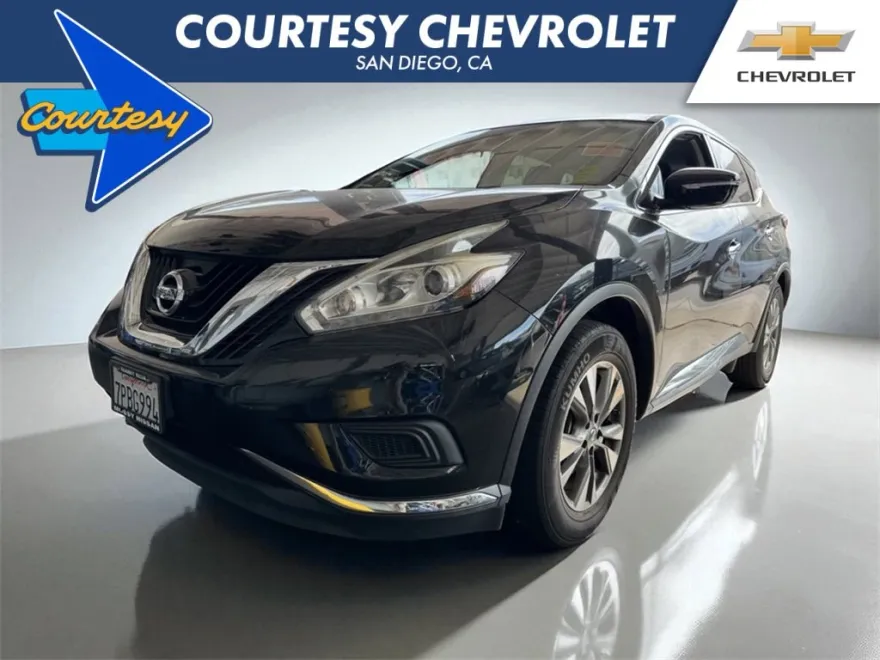 2015 Nissan Murano S photo 1