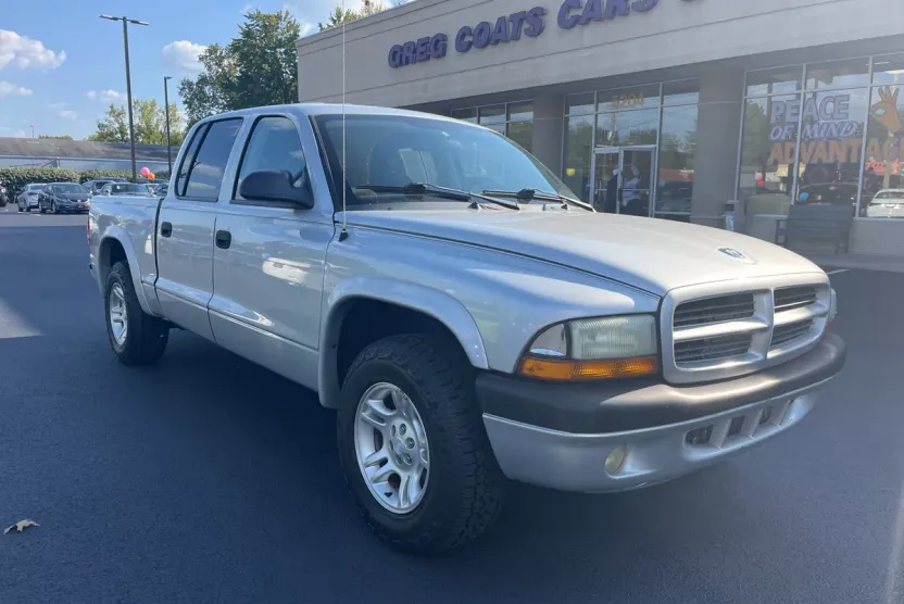 2003 Dodge Dakota Sport photo 1