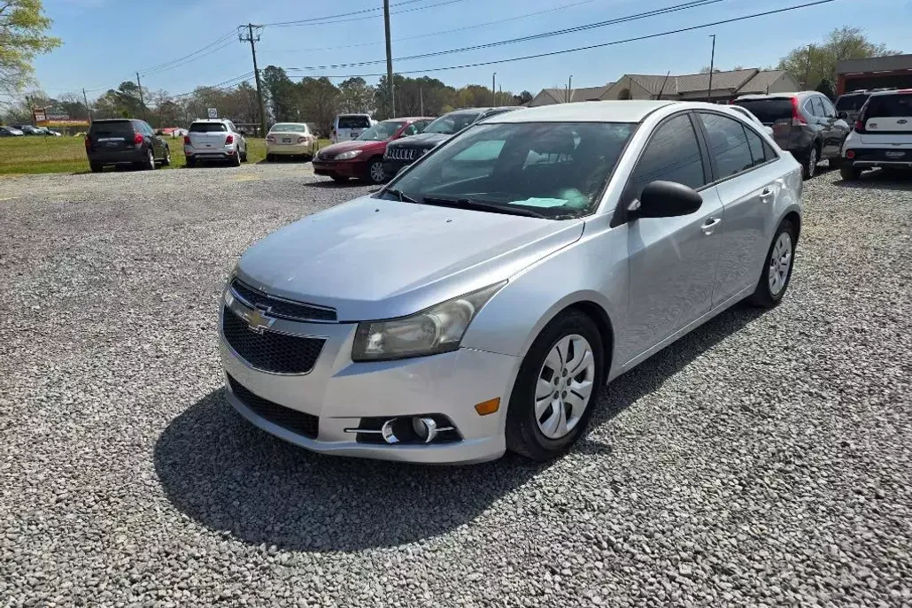 2014 Chevrolet Cruze photo 1