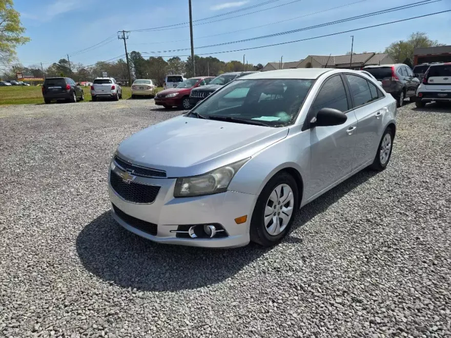 2014 Chevrolet Cruze photo 1