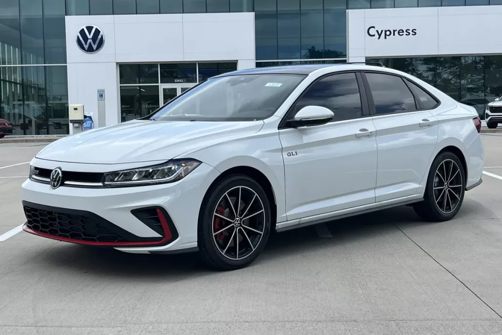 2025 Volkswagen Jetta GLI Autobahn photo 1
