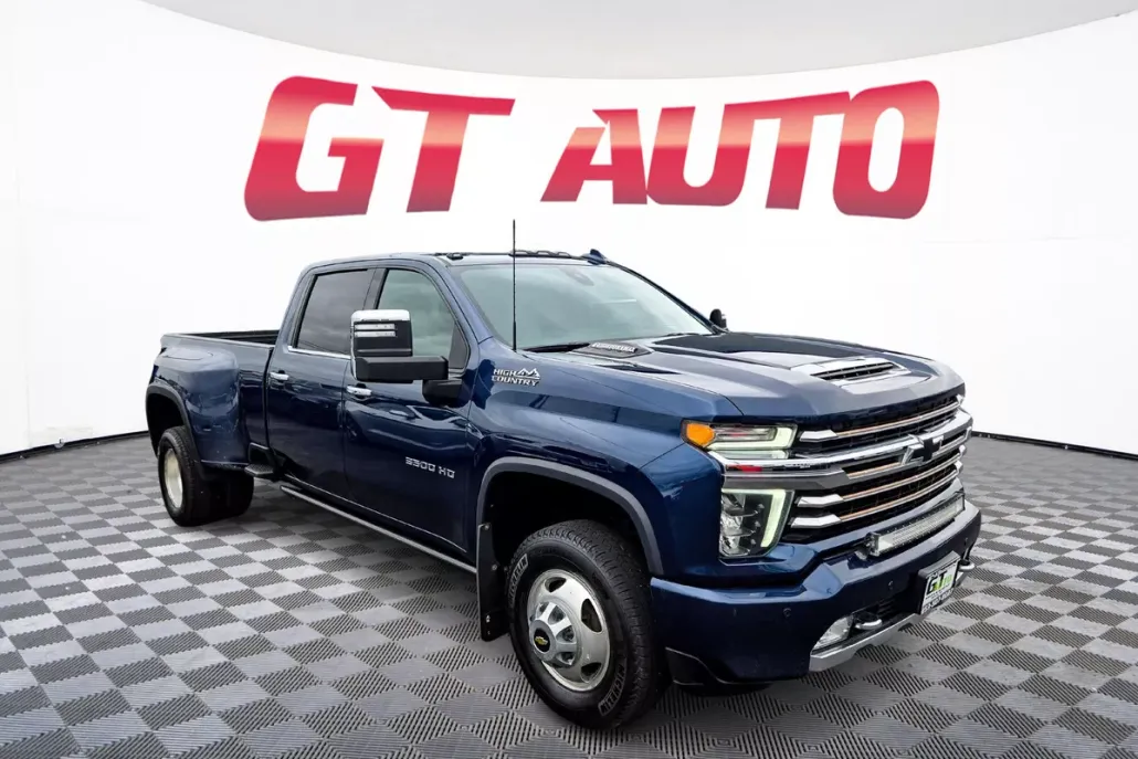 2023 Chevrolet Silverado 3500HD High Country photo 1