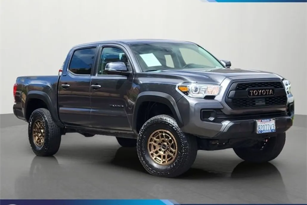 2023 Toyota Tacoma Trail Edition photo 1