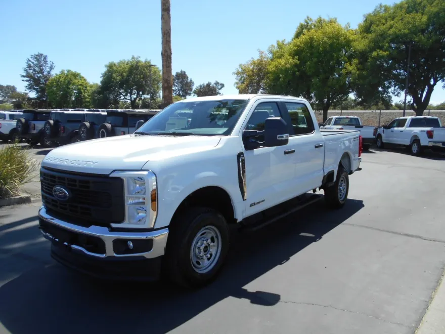 2025 Ford F-250 XL photo 1