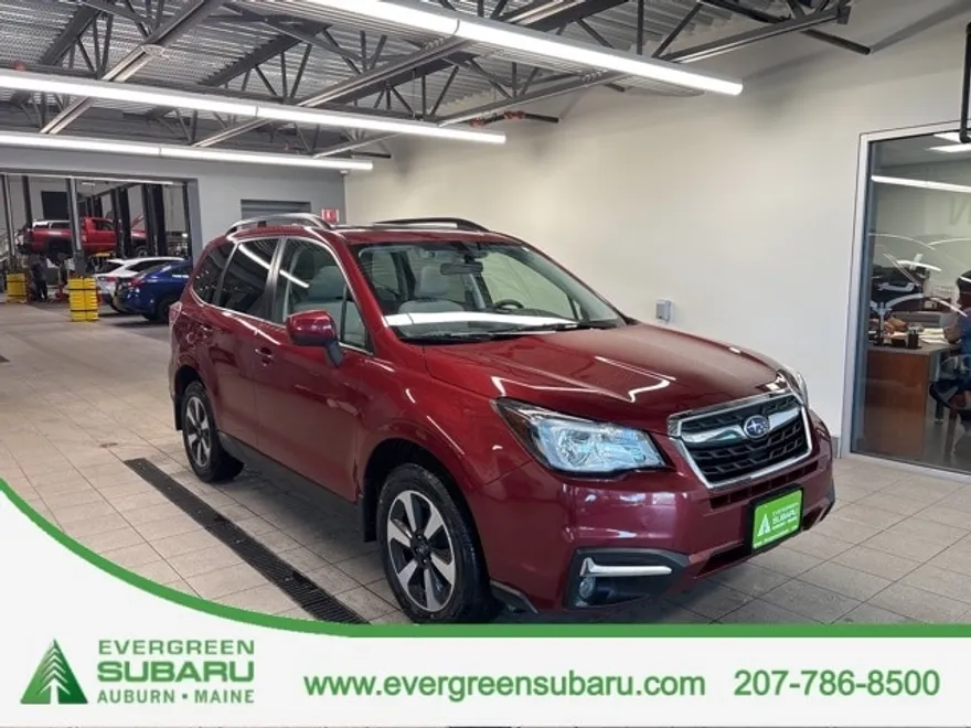 2018 Subaru Forester 2.5i Premium photo 1