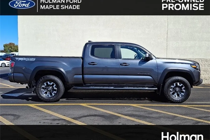 2023 Toyota Tacoma TRD Off-Road photo 1