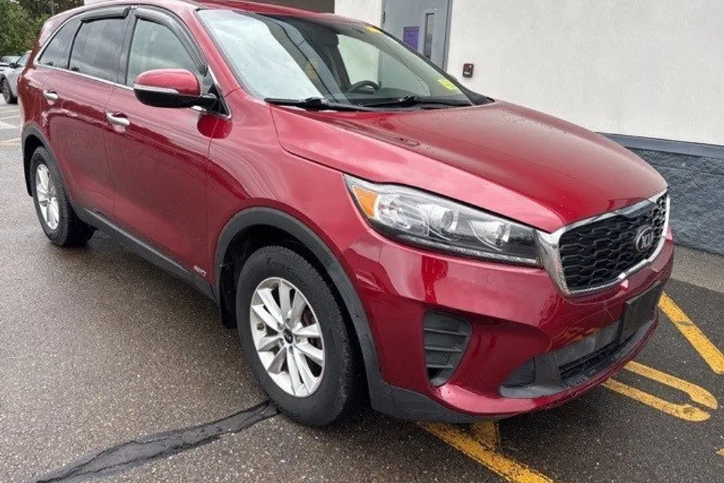2019 Kia Sorento LX photo 1