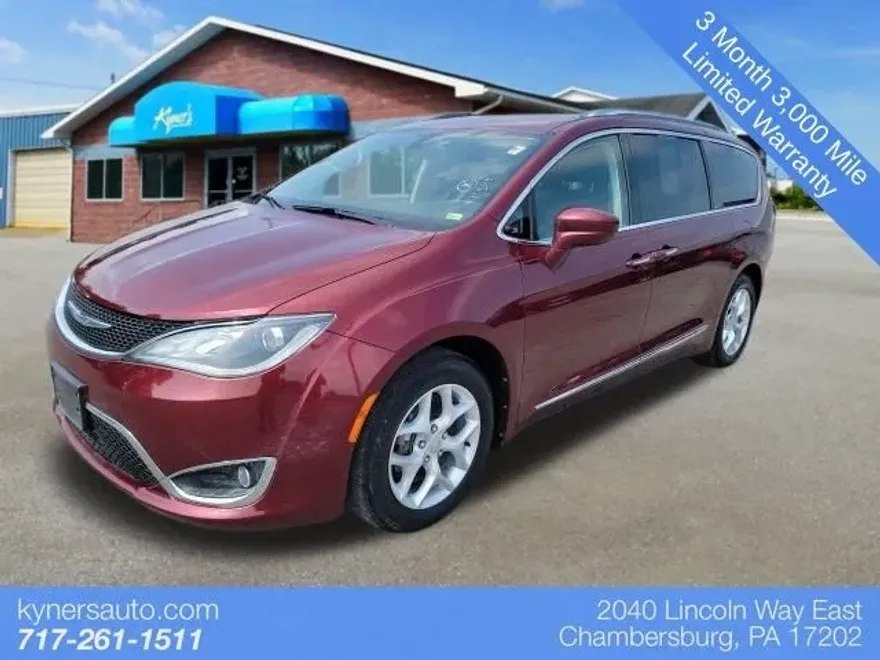 2018 Chrysler Pacifica Touring Plus photo 1