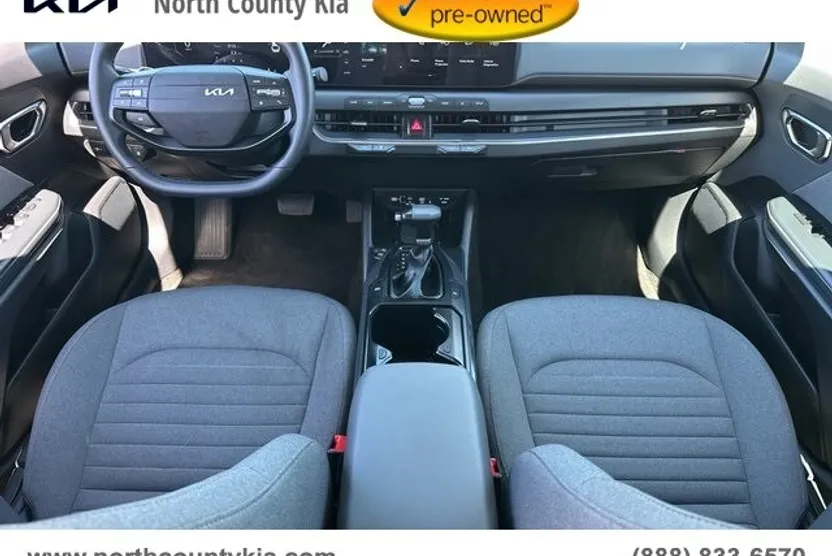 2025 Kia K4 EX photo 1