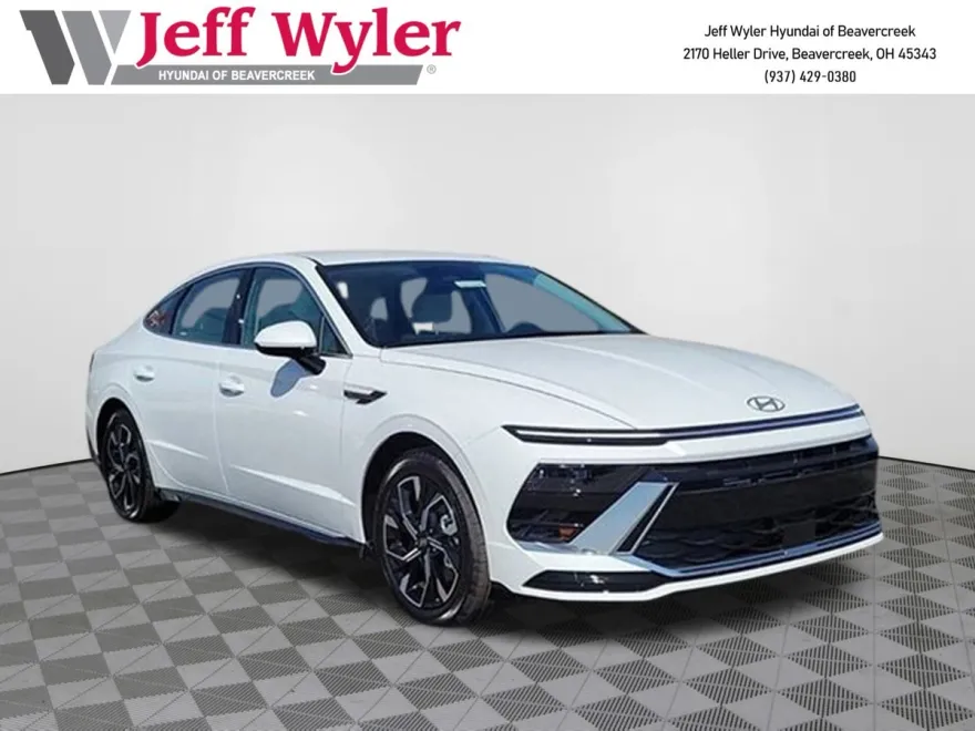 2024 Hyundai Sonata SEL photo 1