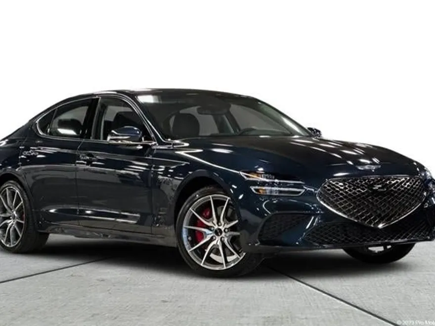 2025 Genesis G70 2.5T photo 1