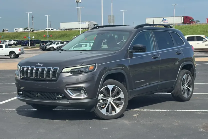 2022 Jeep Cherokee Limited photo 1