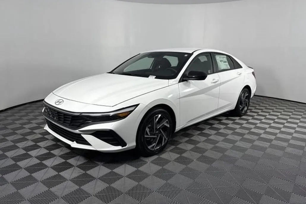 2025 Hyundai Elantra Hybrid SEL Sport photo 1