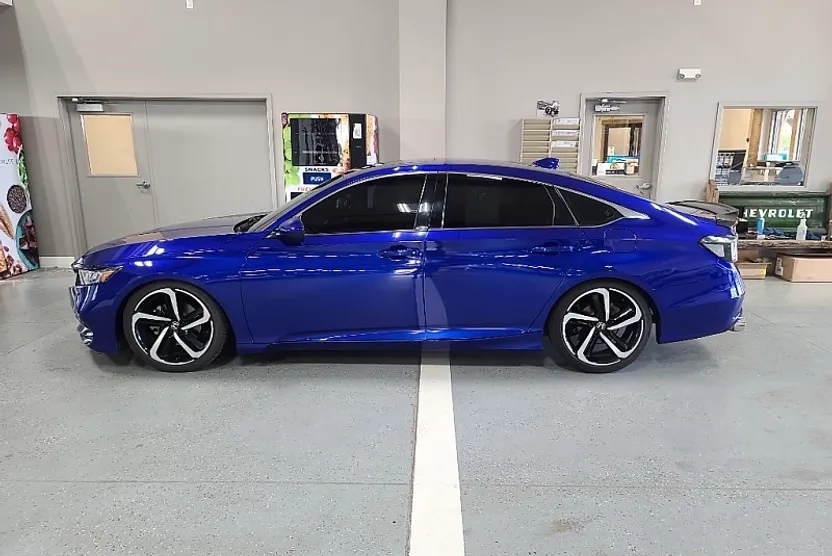 2020 Honda Accord Sport 2.0T photo 1