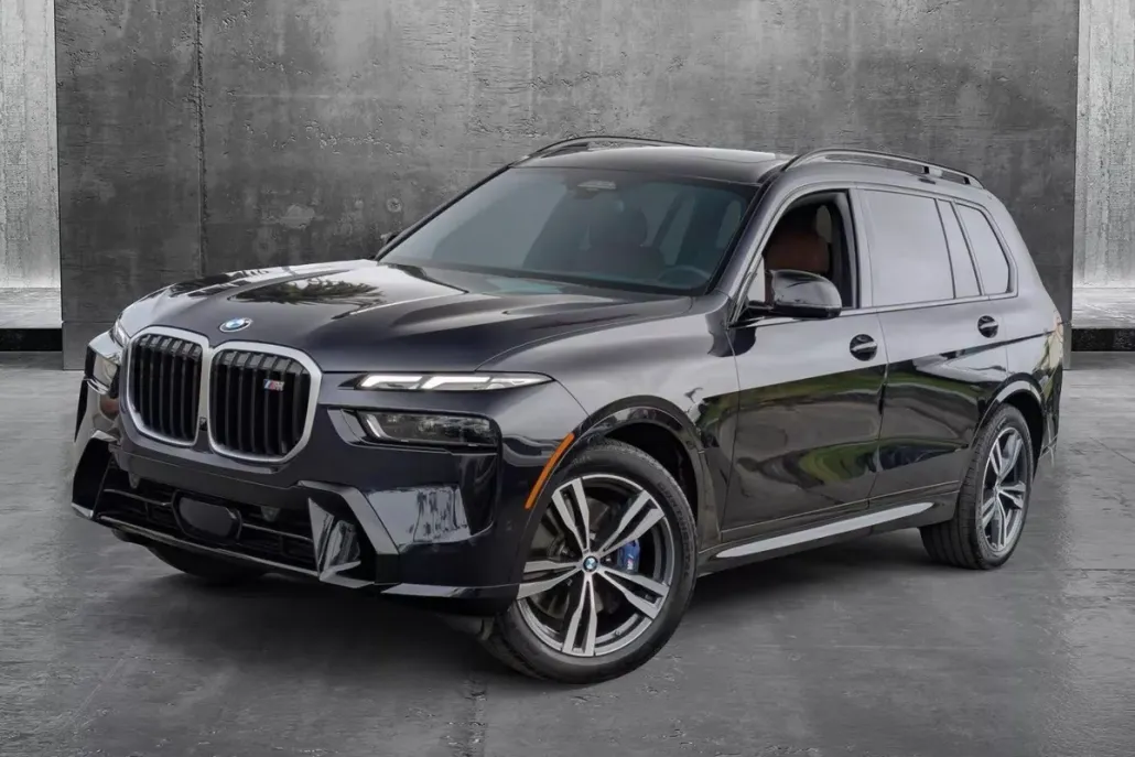 2025 Bmw X7 M60i photo 1