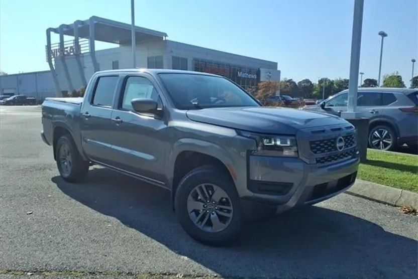 2026 Nissan Frontier Crew Cab SV photo 1