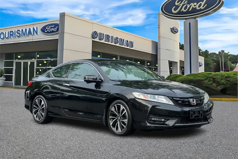 2017 Honda Accord EX photo 1