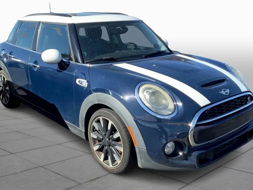 2015 Mini Cooper Hardtop 4 Door S photo 1