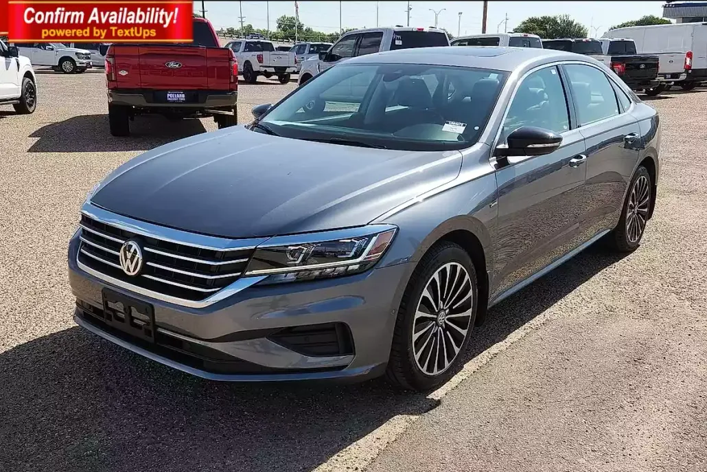 2022 Volkswagen Passat 2.0T Limited photo 1