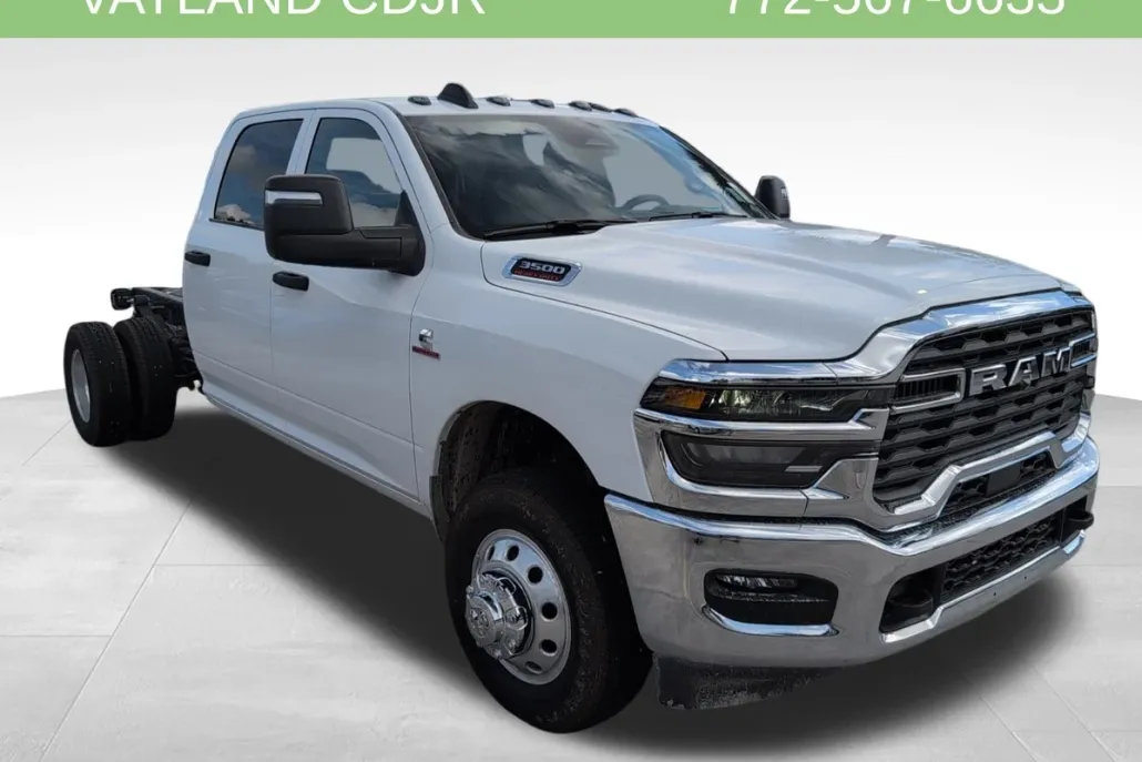 2026 Ram 3500 Tradesman photo 1