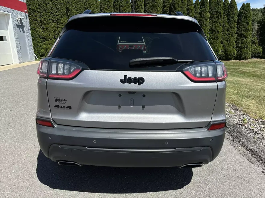 2020 Jeep Cherokee Latitude photo 1