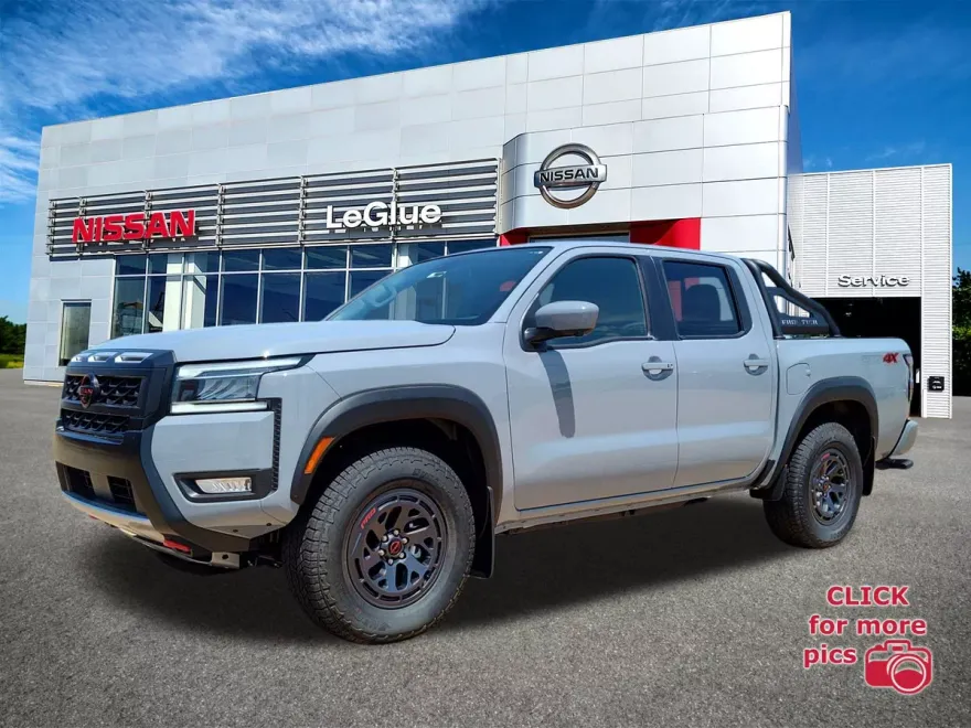2025 Nissan Frontier Crew Cab PRO-4X photo 1