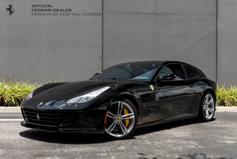 2018 Ferrari GTC4Lusso photo 1