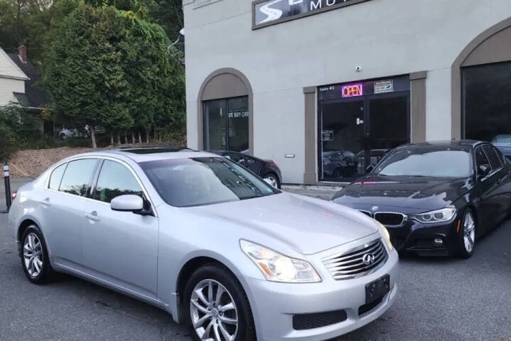 2008 Infiniti G35 x Sedan photo 1