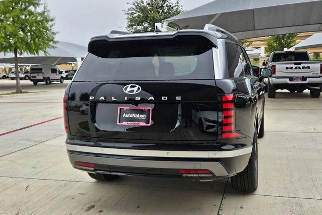 2026 Hyundai Palisade Limited photo 1