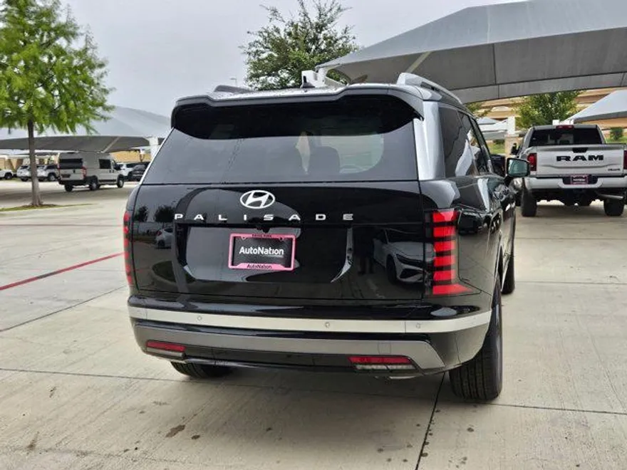 2026 Hyundai Palisade Limited photo 1