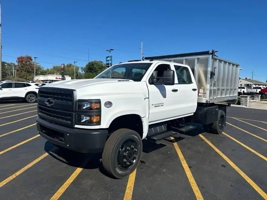 2024 Chevrolet Silverado 4500HD Work Truck photo 1