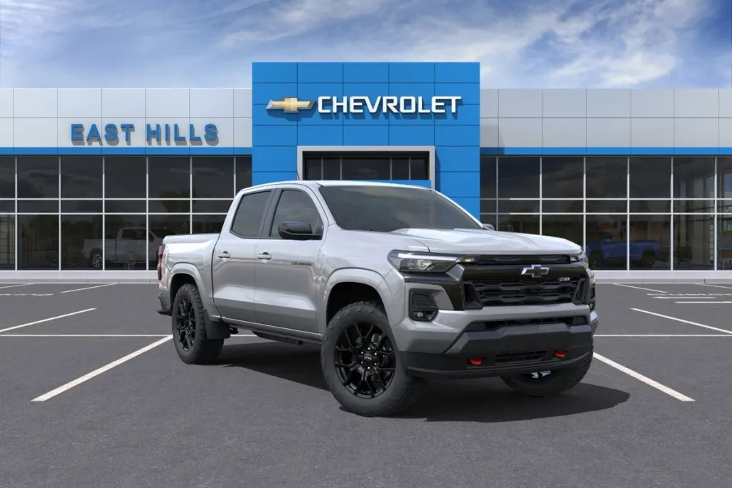 2025 Chevrolet Colorado Z71 photo 1
