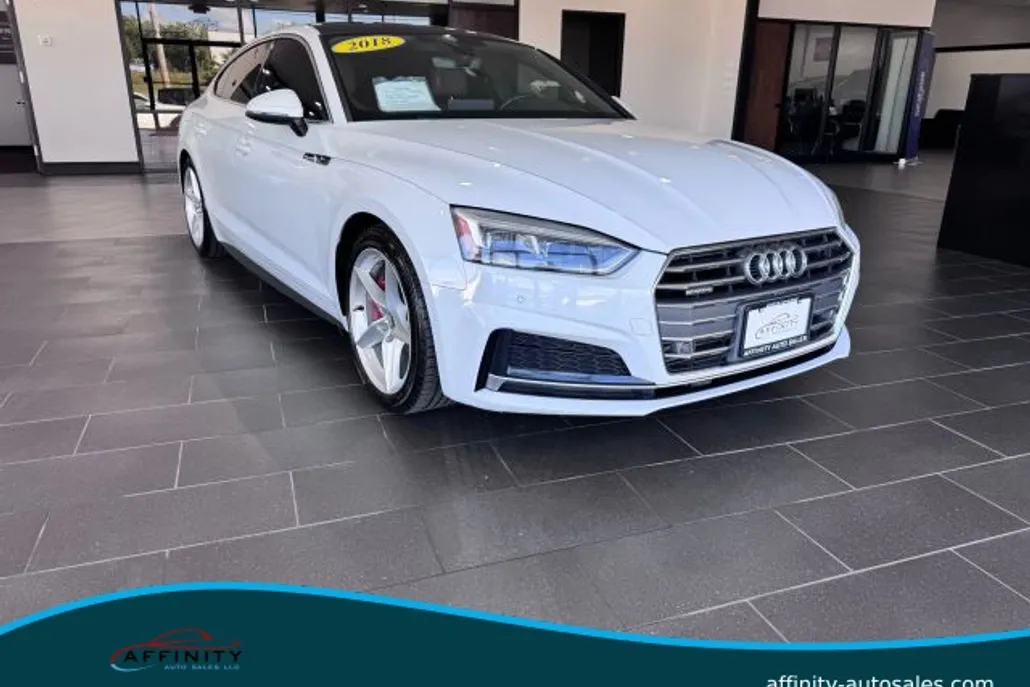 2018 Audi A5 Premium Plus S line Quattro photo 1