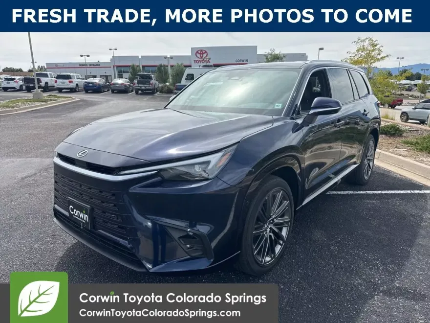 2025 Lexus TX 550h+ Luxury photo 1