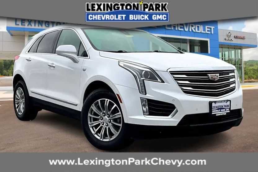 2017 Cadillac XT5 Luxury photo 1