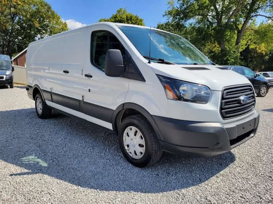 2018 Ford Transit photo 1