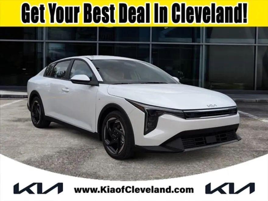2025 Kia K4 EX photo 1