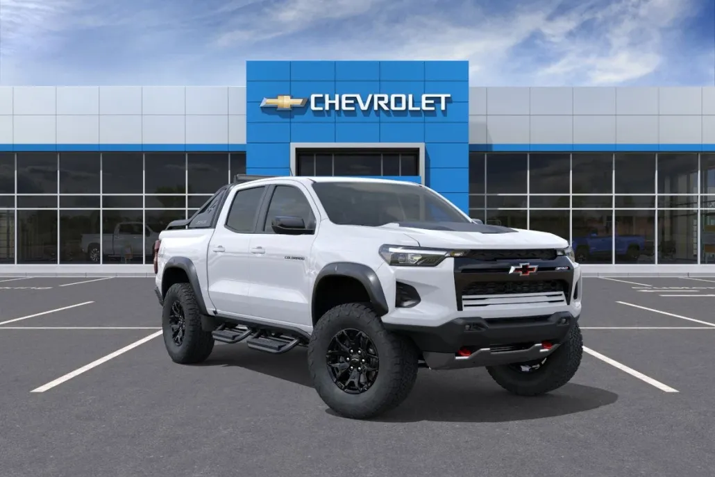 2025 Chevrolet Colorado ZR2 photo 1