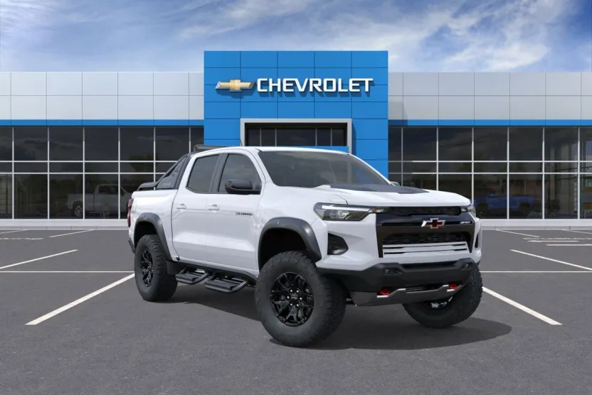 2025 Chevrolet Colorado ZR2 photo 1