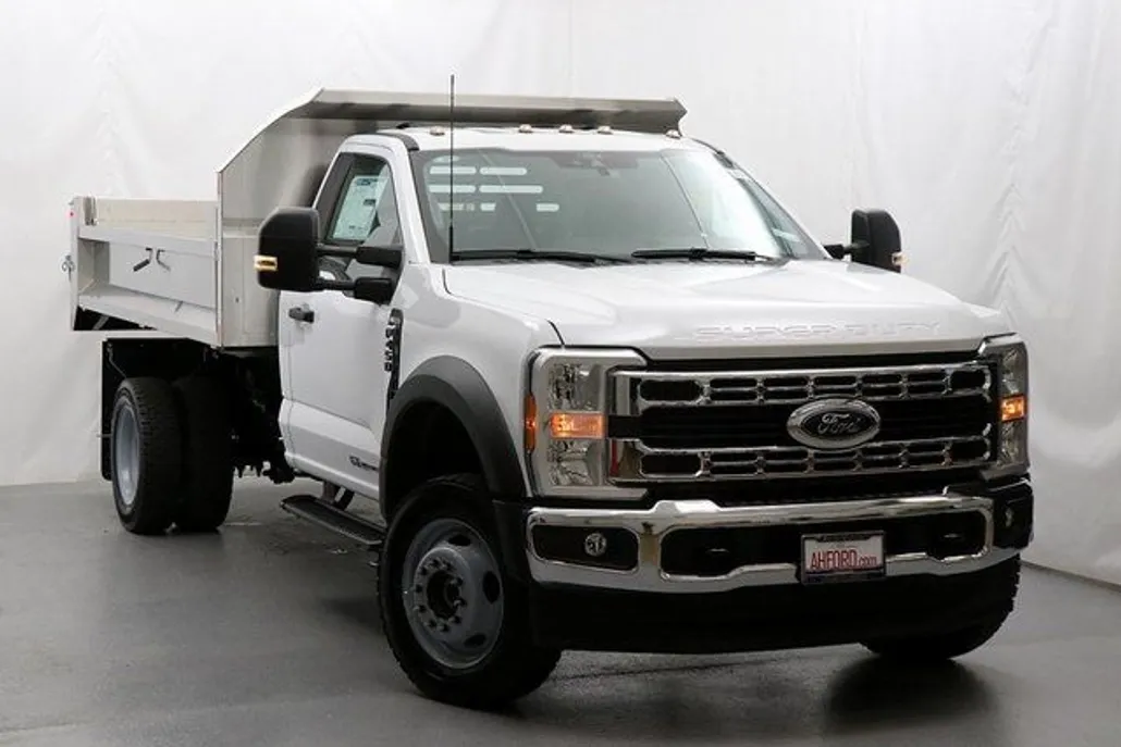 2025 Ford F-450 XL photo 1